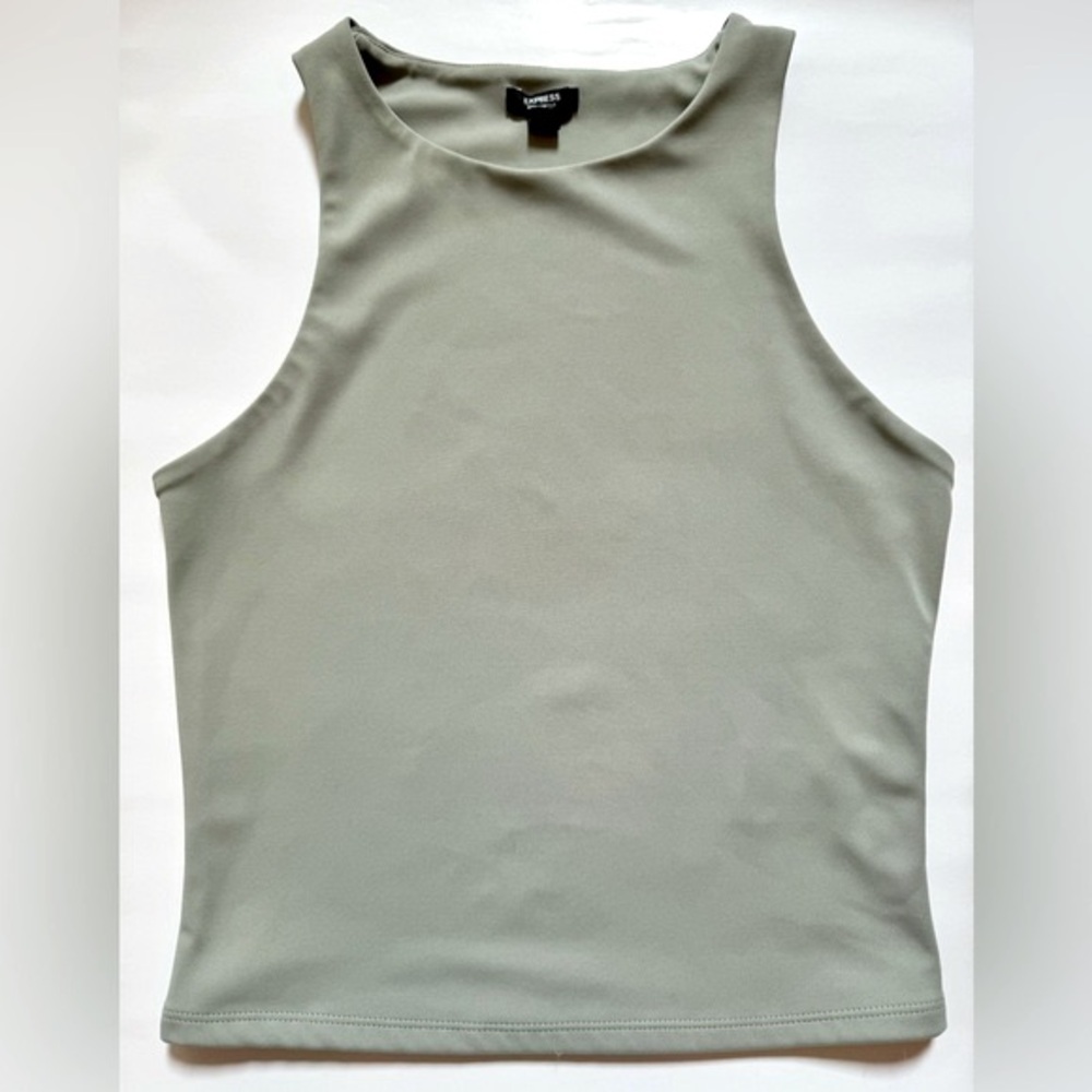 Express Body Contour High Compression Crew Neck Cropped Tank Size Small